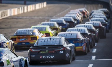 Nov 03, 2024-Ridgeway, VA; NASCAR Cup Serisi sürücüsü, TY GIBBS (54) Charlotte, NC, Xfinity 500 sıralarında yarışır Ridgeway, VA.