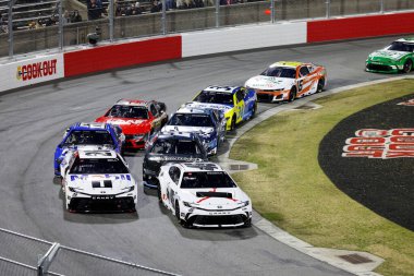 Corning, CA (45) takımından TYLER REDDDICK Winston-Salem NC 'deki Bowman Gray Stadyumu' nda düzenlenen The Cookout Clash sırasında pozisyon almak için yarışır..