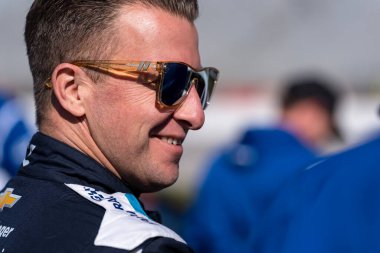 Stratford, WI 'den AJ ALLMENDINGER (16), Hampton GA' daki Atlanta Motor Yarış Pisti 'nde Ambetter Health 400' e katılmaya hak kazandı..