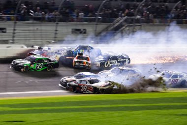 JOSH WILLIAMS (11), JUSTIN ALLGAIER (7), JEB BURTON (27), LELAND HONEYMAN JR (70), PATRICK EMERLING (07), RYAN SIEG (39), JEREMY CLEMENTS (51) 44.