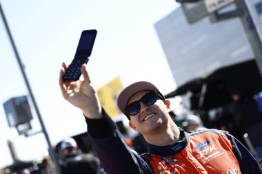 Berlin RYAN PreECE (60), CT Las Vegas, NV 'deki Pennzoil 400 için çalışmaya hazırlanıyor.