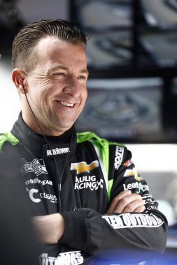 Stratford, WI 'dan AJ ALLMENDINGER (16) Bristol, TN' deki Food City 500 'e katılmaya hazırlanıyor..