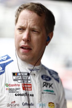 Rochester Hills, Michigan 'dan BRAD KESELOWSKI (6) Bristol, TN.