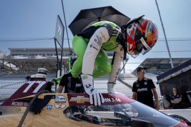 NTT INDYCAR SERIES sürücüsü, STING RAY ROBB (77) (ABD) Payette, ID, Indianapolis 500 'ün Indianapolis Motor Yarış Pistinde 109..