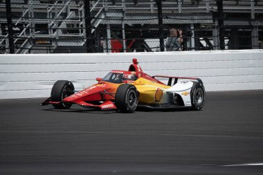 Speedway, ABD - 16 Mayıs 2025: NTT INDYCAR SERIES sürücüsü, Nashville, TN 'den JoSEF NEWGARDEN (2), Indianapolis Yarış Pisti' nin 109..