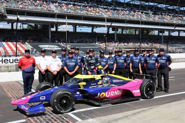 Grand Cayman, Cayman Adaları 'ndan NTT INDYCAR SERIES SERIES sürücüsü KYFFIN SIMPSON (8), Indianapolis 500' ün 109..