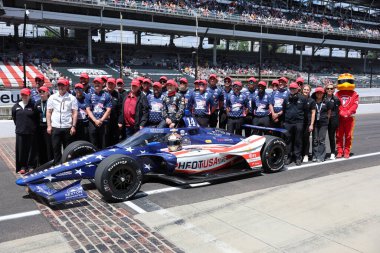 ABD 'nin başkenti Woodbury' den NTT INDYCAR SERIES sürücüsü SANTINO FERRUCCI (14) (ABD), Indianapolis 500 'ün 109..