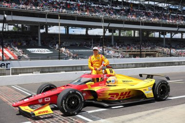 Speedway, ABD - 17 Mayıs 2025: NTT INDYCAR SERIES SERIES pilotu, Barcelona, İspanya 'dan ALEX PALOU (10), Indianapolis' in 109.