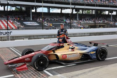 Speedway, ABD - 17 Mayıs 2025: NTT INDYCAR SERIES sürücüsü, STING RAY ROBB (77) (ABD), ABD 'nin Speedway şehrinde Indianapolis Motor Speedway' de 109..