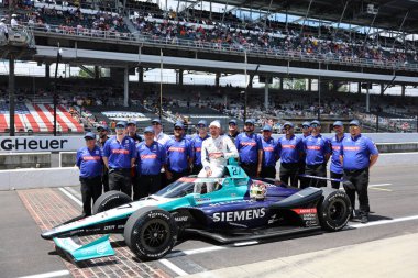 NTT INDYCAR SERIES sürücüsü, Jüpiter 'den KYLE KIRKWOOD (27) (ABD), ABD' nin Speedway kentindeki Indianapolis 500 'de 109..