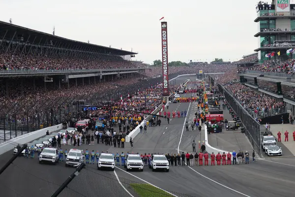 Indianapolis Motor Speedway, IN 'de Indianapolis 500' ün 109. koşusuna ev sahipliği yapıyor..