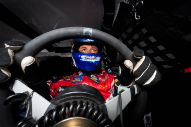 28 Aralık 2005 - Darlington, SC, ABD: Dodge Charger 500 'de Michael Waltrip.