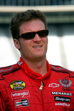 Dale Earnhardt Jr. Pep Boys Otomobil 500 haftasonu boyunca Hampton, GA 'daki Atlanta Motor Yarış Pisti' nde..