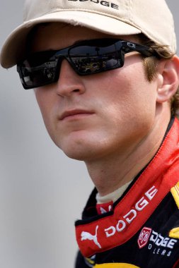 Kasey Kahne, Bristol, TN 'deki NASCAR Nextel Kupası serisi Sharpie 500 için Bristol Motor Yarış Pisti' nde direğe çıkacak..