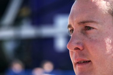 Kurt Busch, Concord, NC 'deki Lowes Motor Yarış Pisti' nde Amerika Bankası için çalışırken.