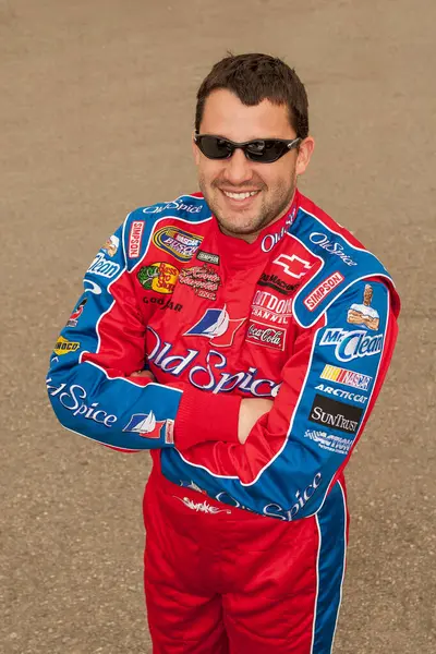 26 Şubat 2005 - Fontana, CA, ABD: Otomobil Kulübü 500 'de Tony Stewart.