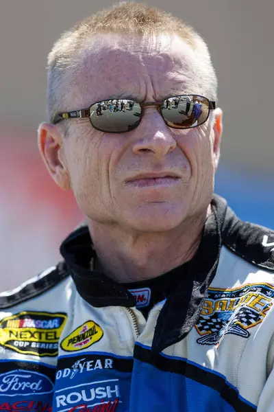 25 Haziran 2005 - Sonoma, CA, ABD: Dodge Save Mart 350 'de Mark Martin.