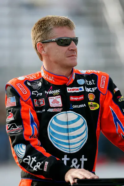 September 15, 2007 - Loudon, NH, USA: Jeff Burton during qualifying for the Sylvania 300 at the New Hampshire International Speedway in Loudon, NH.