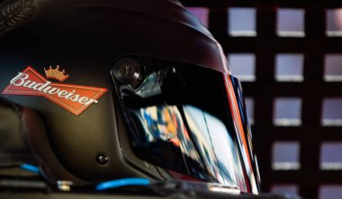 Loudon, NH USA - 14 Eylül 2007: Dale Earnhardt Jr. New Hampshire Uluslararası Yarış Pisti 'nde NNCS Sylvania 300' ün Loudon, NH.