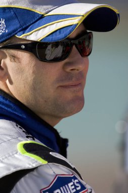 Homestead, FL USA - 16 Kasım 2007: Homestead-Miami Speedway 'de Homestead, FL' de NASCAR Nextel Cup Ford 400 koşusunda Jimmie Johnson.