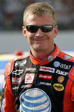 July 29, 2007 - Indianapolis, IN, USA: Jeff Burton during qualifying for the Allstate 400 at the Indianapolis Motor Speedway in Indianapolis, IN.