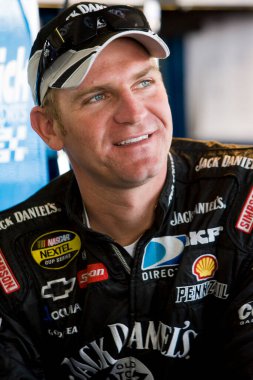 Avondale, AZ - 10 Kasım 2007: Clint Bowyer Avondale, Arizona 'daki Phoenix Uluslararası Yarış Pisti' nde NNCS Checker Auto Parts 500 antrenmanı sırasında