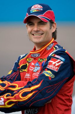 February 11, 2001 - Phoenix, AZ, USA: Jeff Gordon waits to qualify at Phoenix International Raceway for the running of the NASCAR Nextel Cup Checker Auto Parts 500 race in Phoenix, AZ.