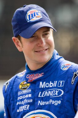 Pocono, PA USA - 3 Ağustos 2007: Kurt Busch, Pocono 'daki NNCS Pennsylvania 500 koşusuna katılmak için Pocono Hipodromu' nda bekliyor..