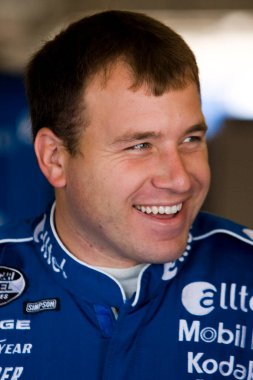 Ft. Worth, TX - 03 Kasım 2007: Ryan Newman Fort Worth, Texas Motor Speedway 'de NNCS Dickies 500 antrenmanı sırasında