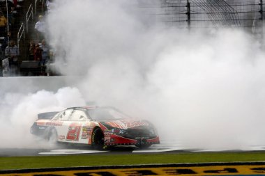 Fort Worth, TX USA - 5 Şubat 2001: Kevin Harvick, Texas Motor Speedway 'de NASCAR Busch Serisi O' Reilly Challenge 'ın Forth, TX.