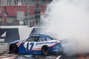 WILLIAM BYRON (17) Charlotte, NC Concord, NC 'de BetMGM 300' ü kazandı..