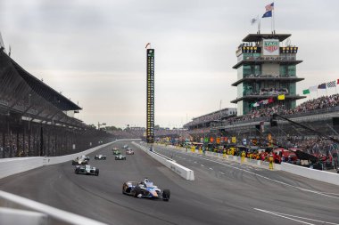 NTT INDYCAR SERIES sürücüsü, KYLE LARSON (17) (ABD) (Elk Grove, Kaliforniya), Indianapolis 500 'ün 109..