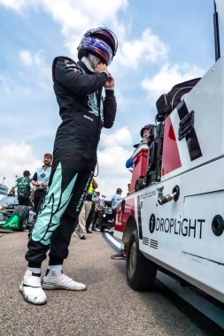 Odiham, İngiltere 'den NTT INDYCAR SERIES sürücüsü LOUIS FOSTER (45) (R) (ENG), NEWTON, IA' daki Iowa Speedway 'deki Sukup INDYCAR Yarış Haftasonu' na katılmaya hak kazandı..