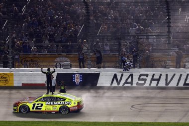 RYAN BLANEY (12), NC Nashville, TN 'de Cracker Barrel 400' ü kazandı..