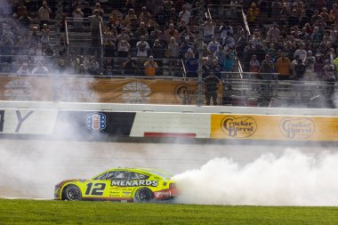 RYAN BLANEY (12), NC Nashville, TN 'de Cracker Barrel 400' ü kazandı..