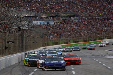 Hampton, GA USA - 28 Haziran 2025: NASCAR Cup Serisi sürücüsü, Middletown 'dan JoEY LOGANO (22), Hampton, GA' daki Quaker State 400 için CT yarışları.