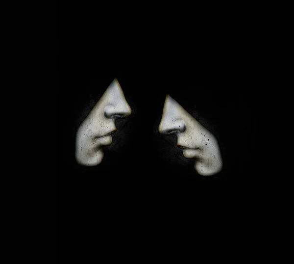 Imagem Bonita Gótica Duas Máscaras Masculinas Perfil Sobre Fundo Preto — Fotografia de Stock