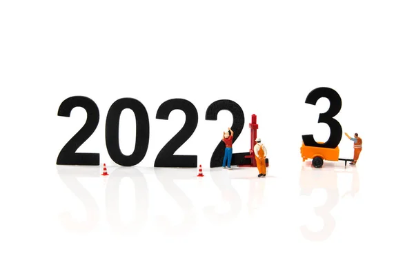 Peu Gens Qui Travaillent Nouvelle 2023 Supprimer Les Lettres 2022 — Photo