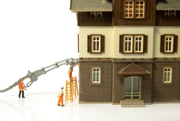 Miniatuur Figuren Bezig Met Holte Muur Isolatie Van Een Huis — Stockfoto