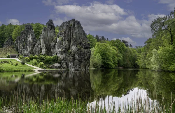 Externsteine Alemania Una Formación Roca Arenisca Cuyas Formas Marchitas Han — Foto de Stock