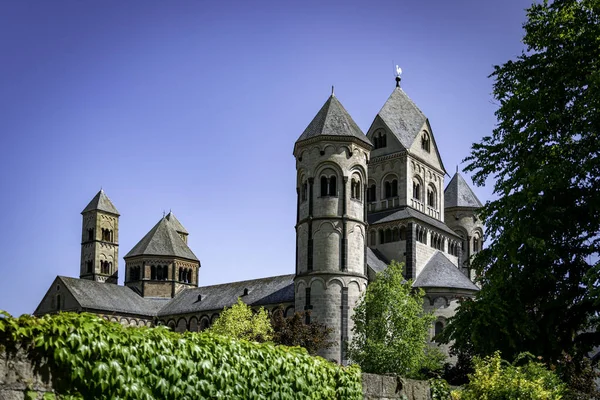 Die Romanische Kirche Der Abtei Maria Laach Deutschland — Stockfoto