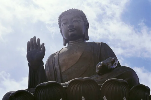 Статуя Будды Остров Лантау Гонконг Китай — стоковое фото