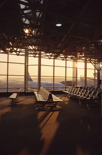 Пустой Аэропорт Зона Ожидания Ванкувер Британская Колумбия Канада — стоковое фото