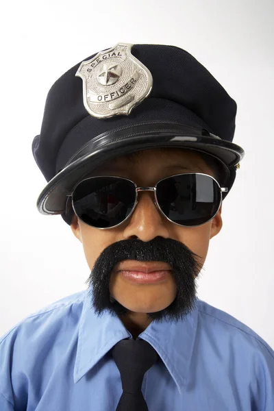 Хлопчик Одягнений Поліцейський Білому Тлі — стокове фото