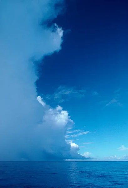 Zeegezicht Stormwolk Regen — Stockfoto
