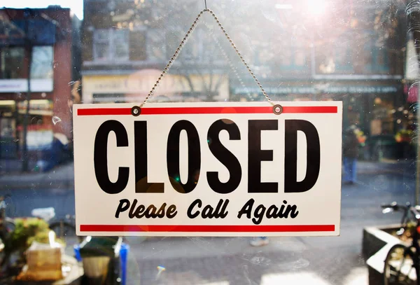 Closed Sign Hanging Shop Window — Stock Photo, Image