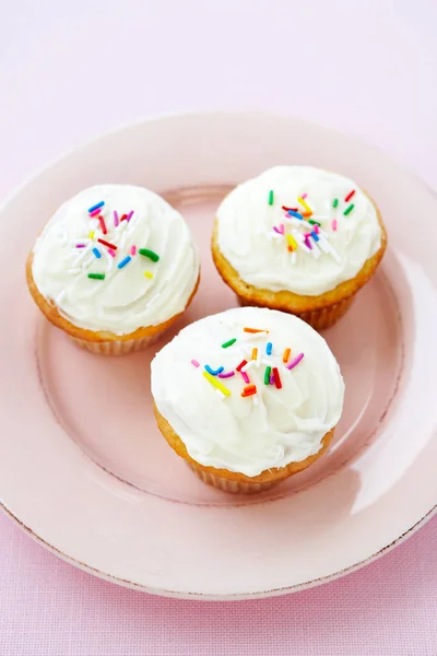 Vista Superior Cupcakes Placa Rosa — Fotografia de Stock
