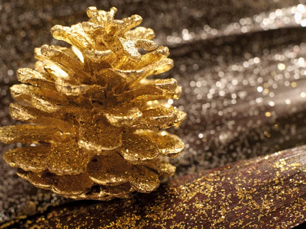 Gouden Dennenappel Glitter — Stockfoto