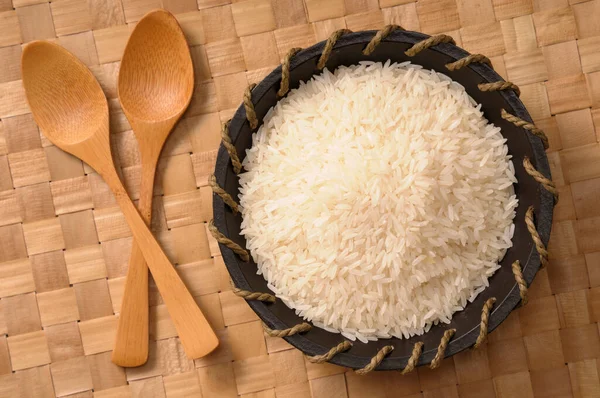 Overhead View Bowl White Rice Met Houten Lepels — Stockfoto