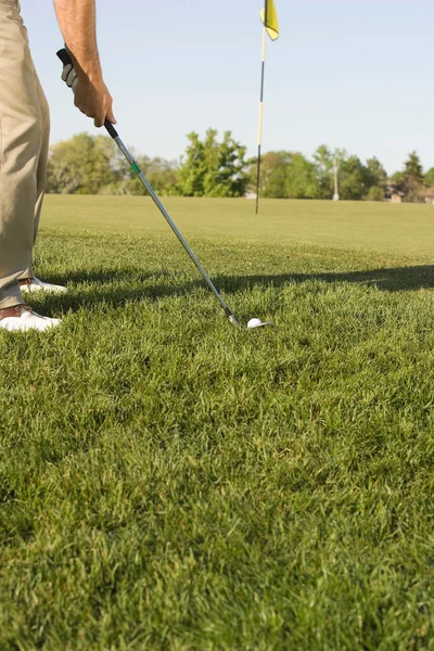 Vágott Felvétel Man Játszik Golf — Stock Fotó